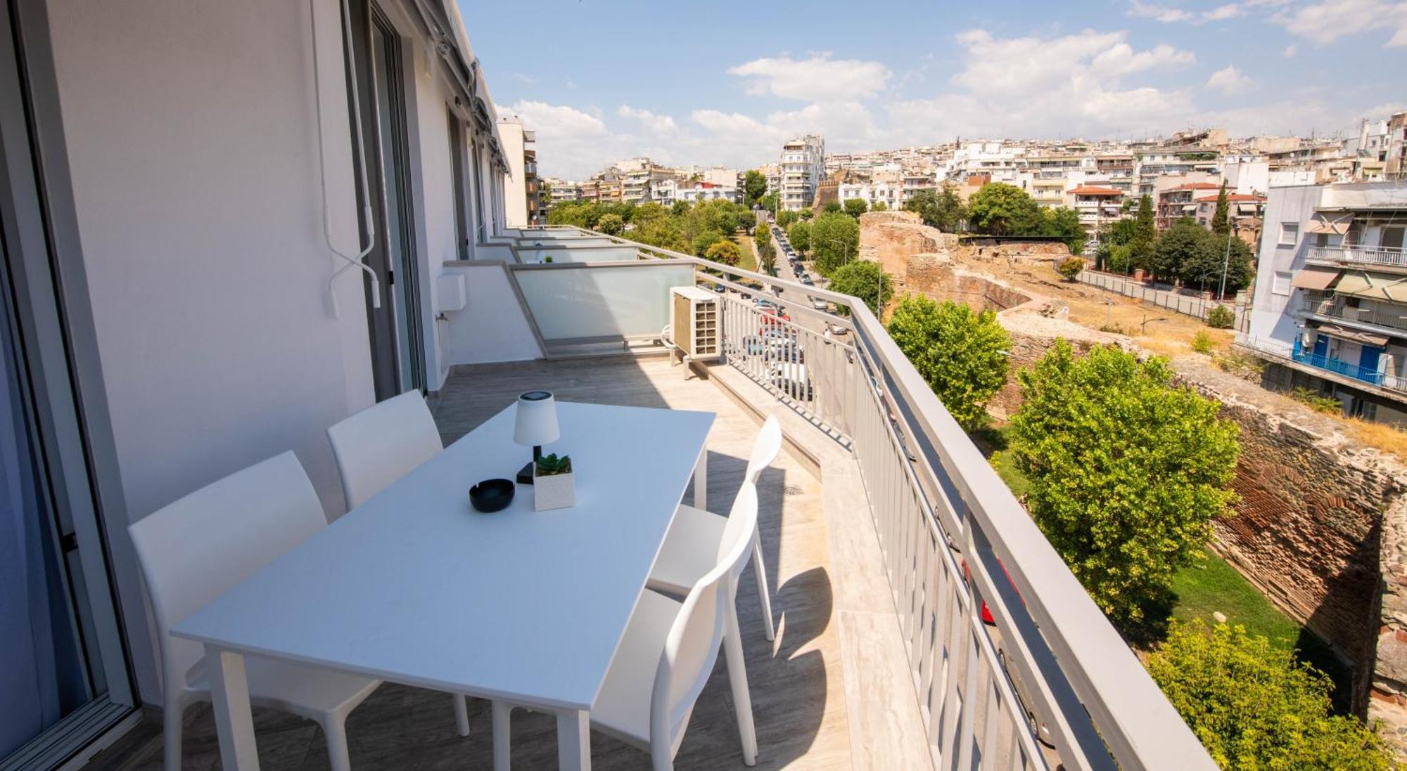 Skia Luxury Living Above The Walls سالونيك المظهر الخارجي الصورة