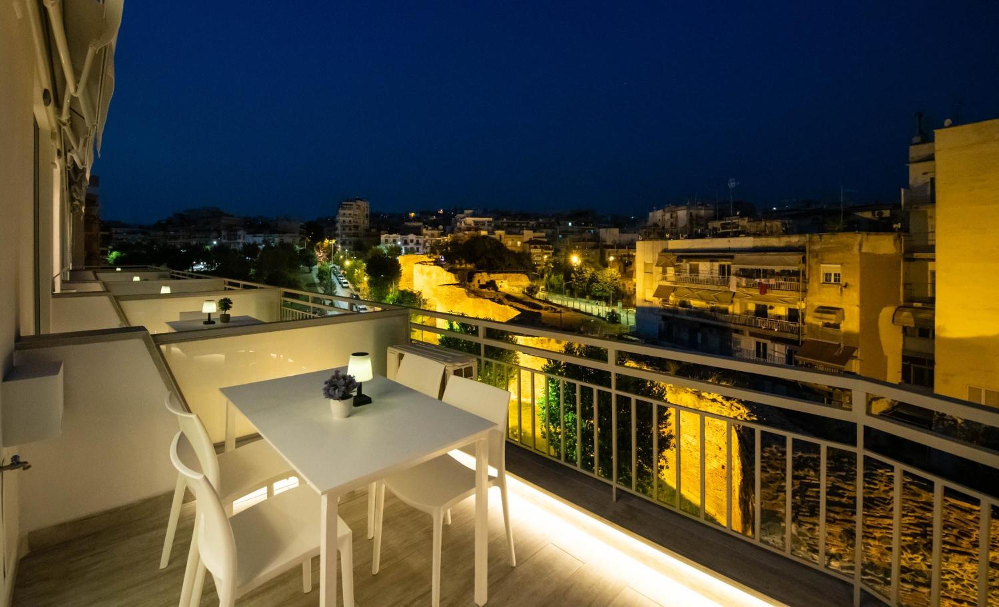 Skia Luxury Living Above The Walls سالونيك المظهر الخارجي الصورة