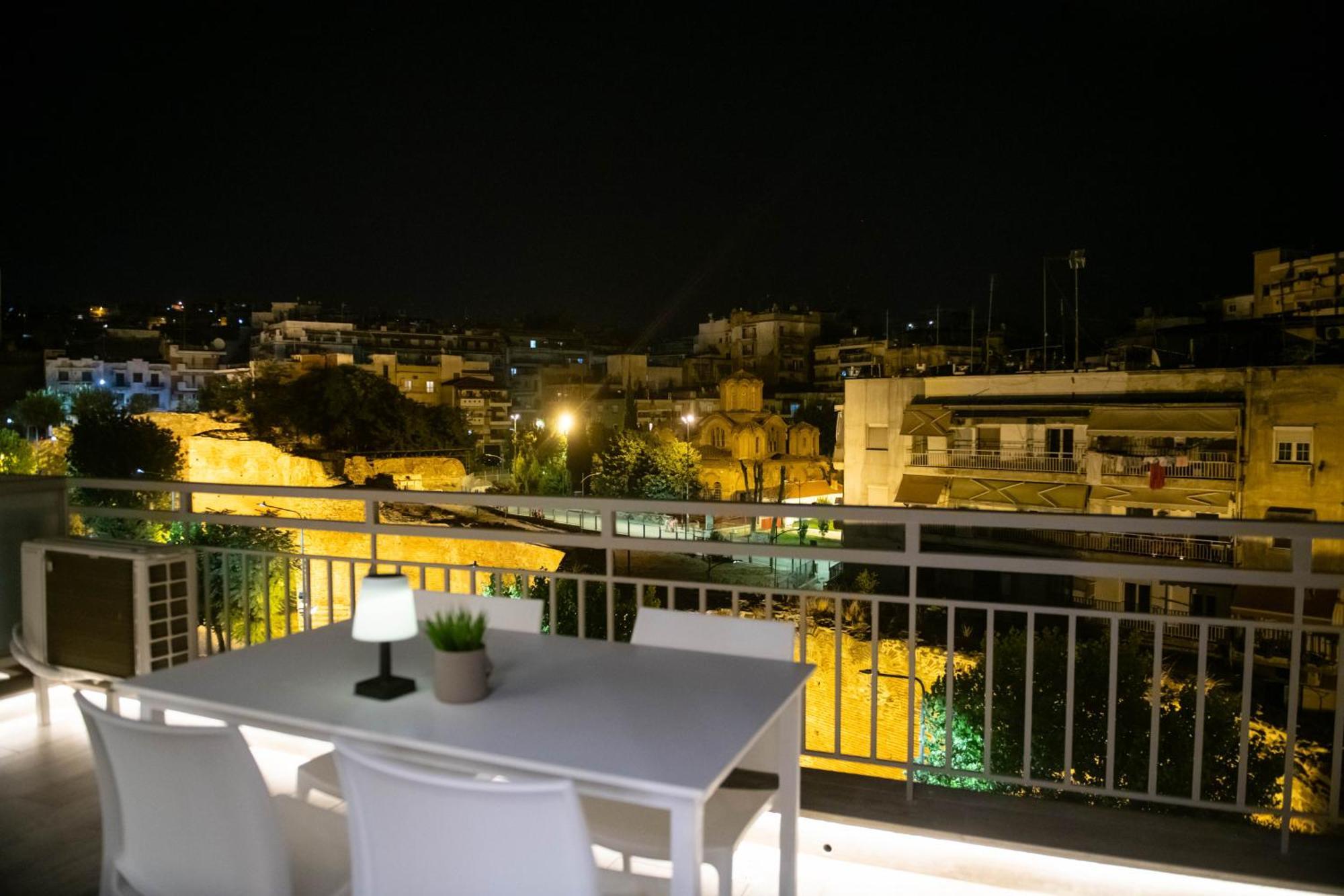 Skia Luxury Living Above The Walls سالونيك المظهر الخارجي الصورة